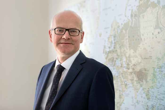 Professor Dick den Hertog