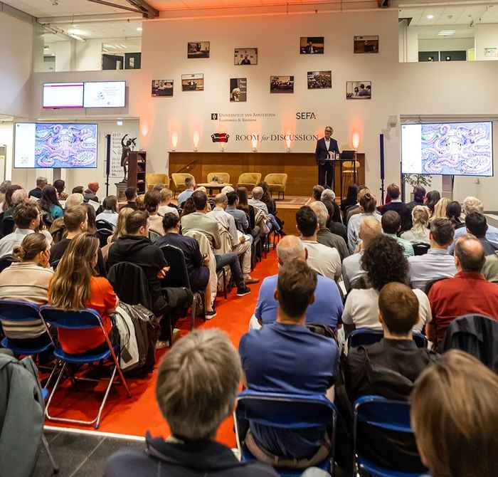 Keynote by Maarten Pieter Schinkel
